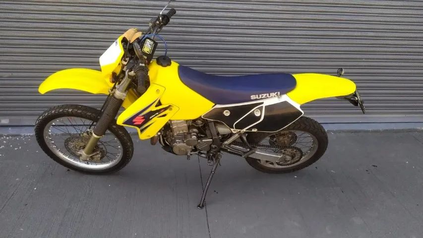 Suzuki DR400 2008 EMPLACADA