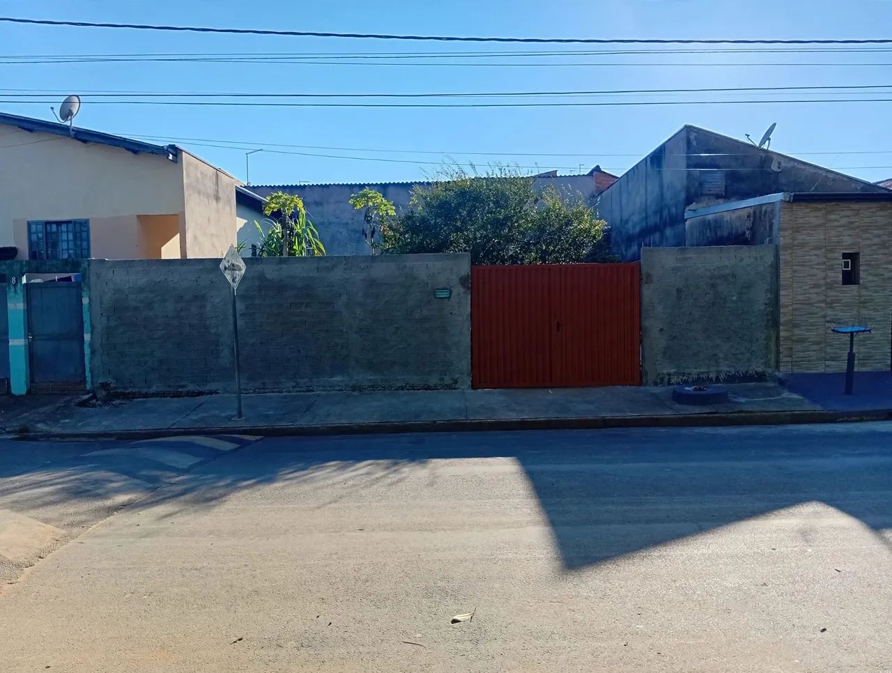 Vende - se terreno com infinitas possibilidades 