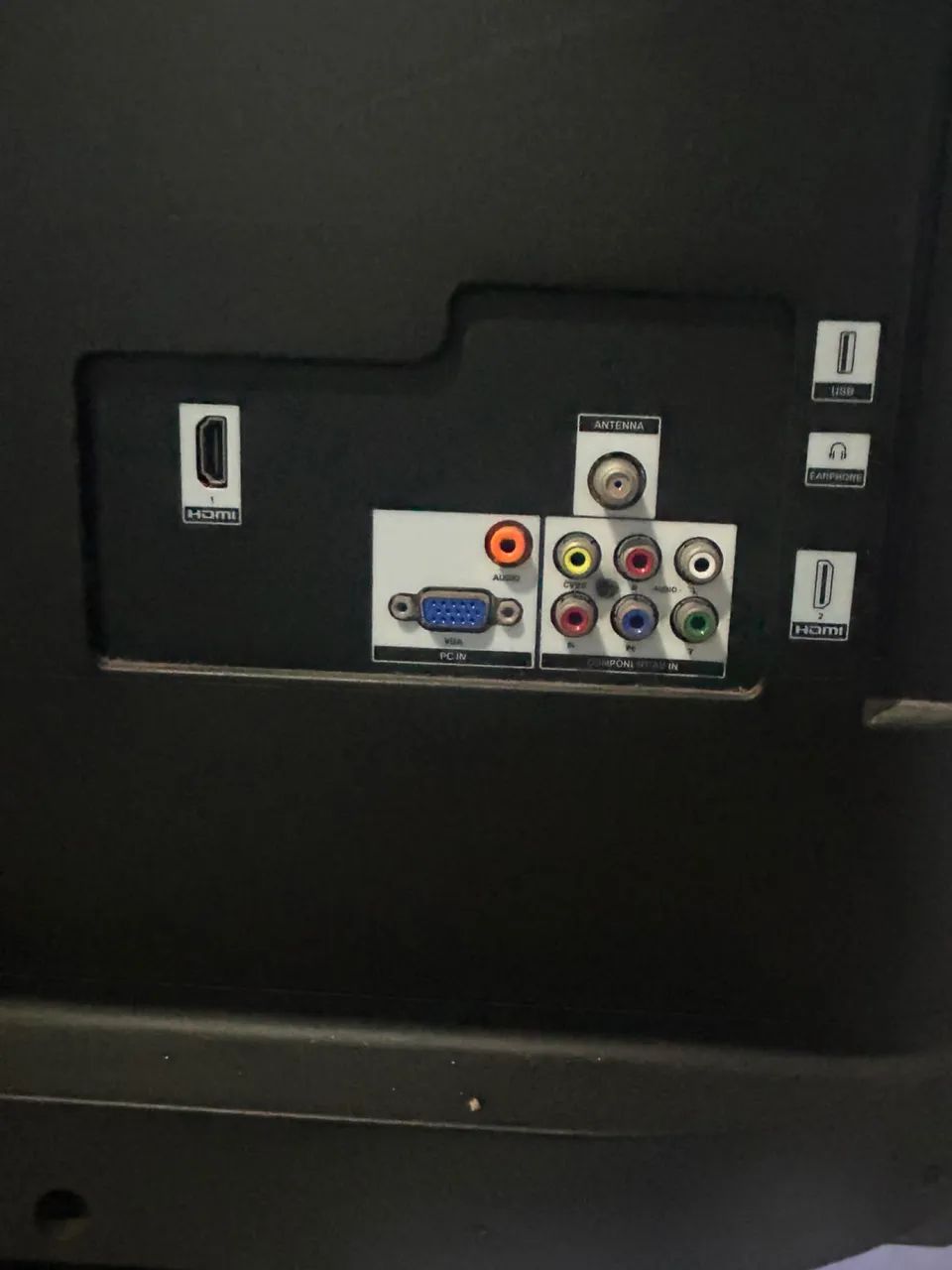 Televisão AOC (não é smart)