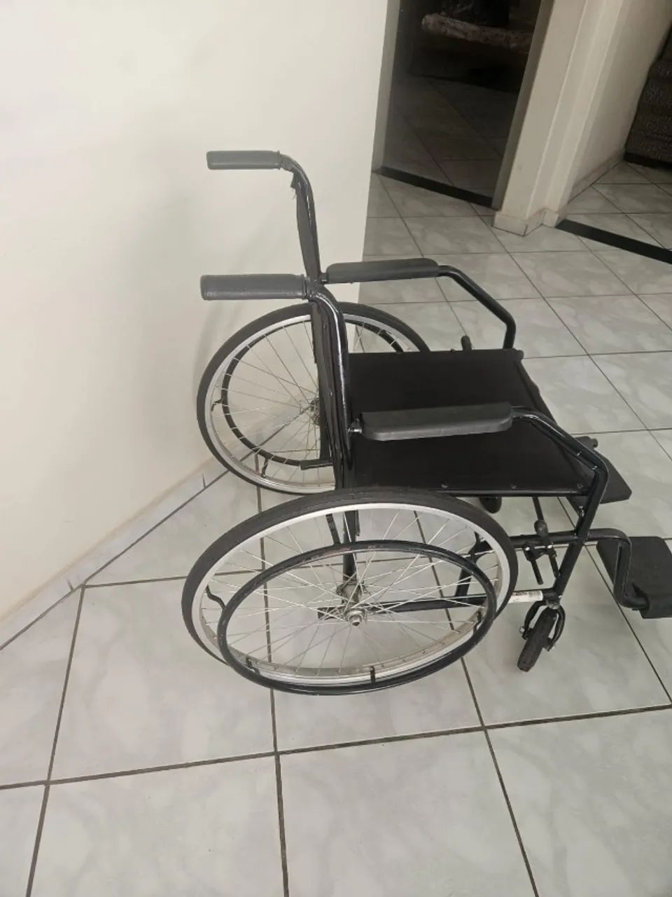 Utensílios hospitalar  - Foto 5