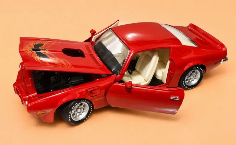 PONTIAC TRANS-AM 1:18 - Hobbies e coleções - Bairro da Vossoroca