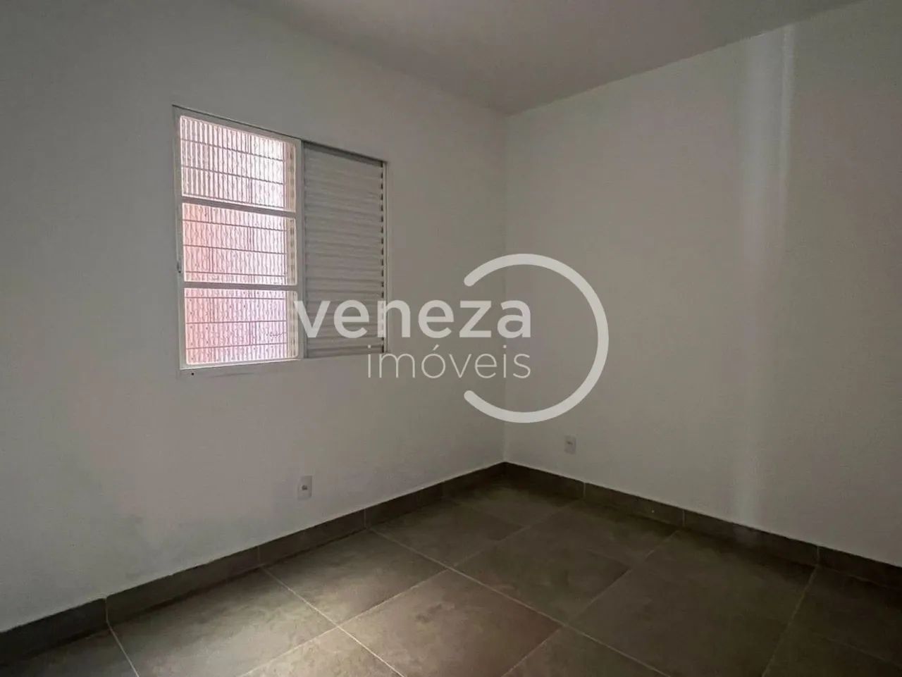 Apartamento para alugar no Edifício Margens do Igapó, Londrina - Foto 5