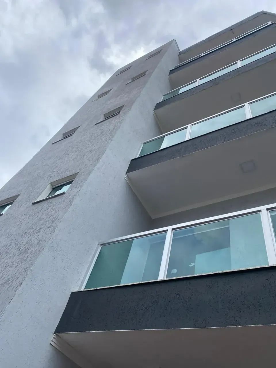 Prédio para locação no bairro Cachoeira!