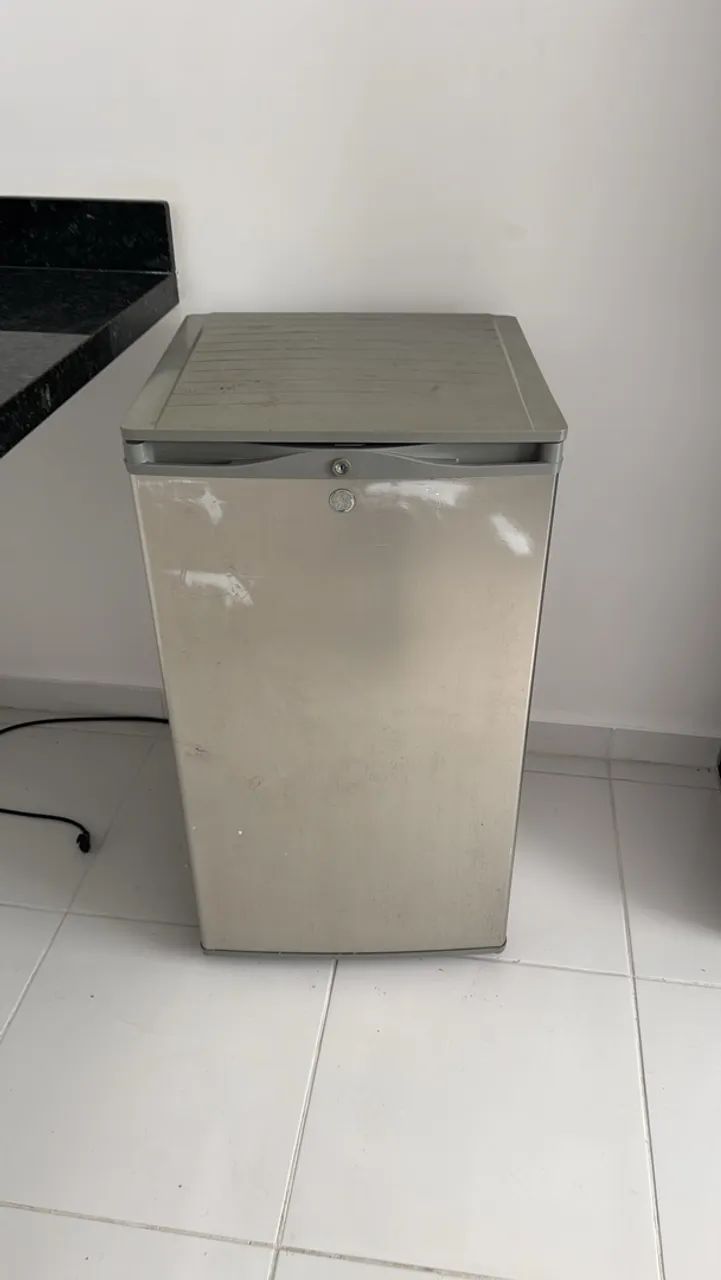 FRIGOBAR 101 L