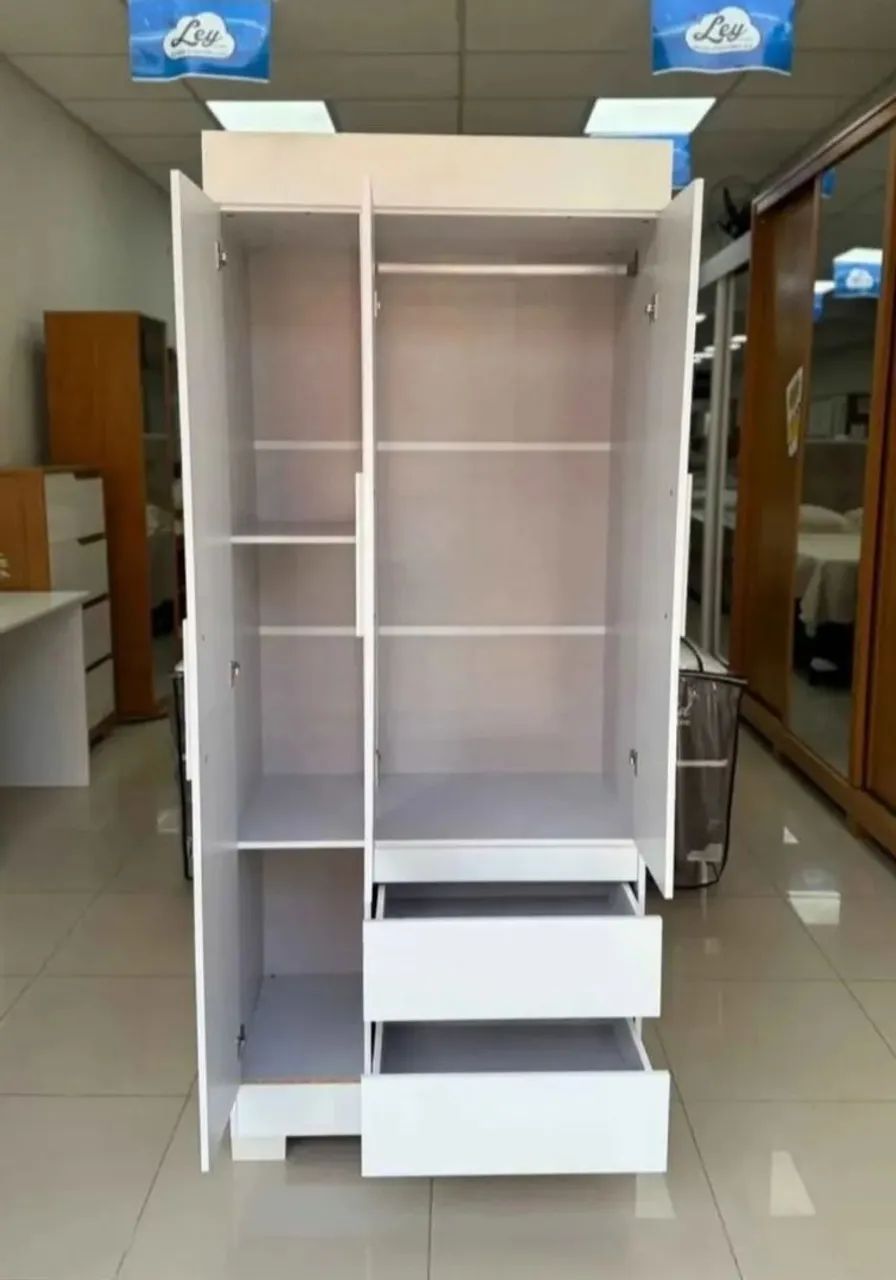 Guarda-Roupa Solteiro 3 Portas  - Foto 2