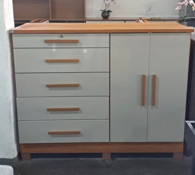 Cômoda 5 Gavetas 1 C/Chave 2Portas 1.36M. São Produtos Novos Direto de Fábrica P/Sua Casa.