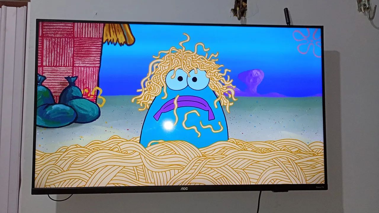 Tv AOC smart Roku  - Foto 3