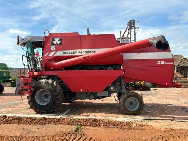 Colheitadeira de soja MF 32 ADVANCE - Massey Furguson- 2008 - Série 320007S000095 - Modelo - Foto 2