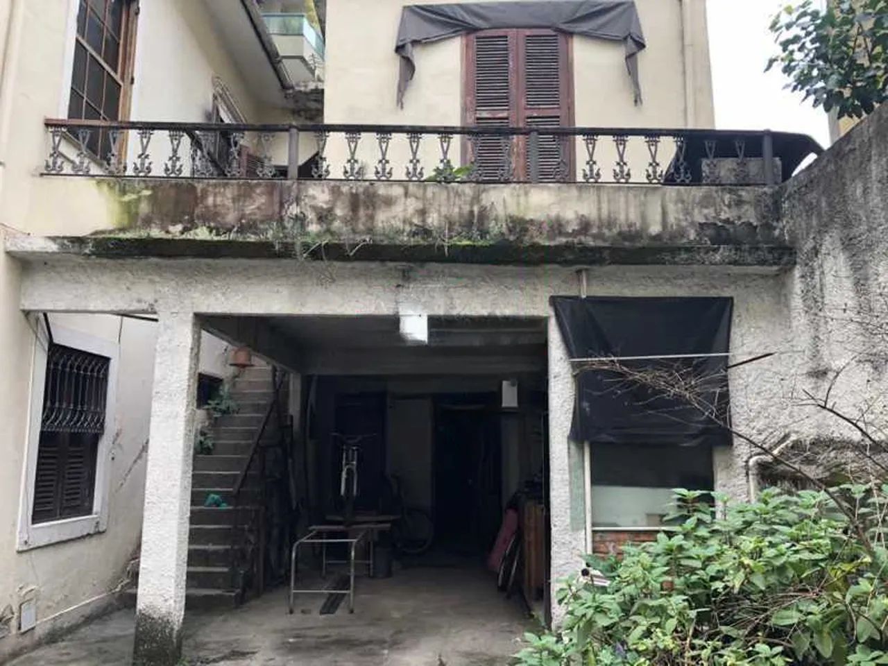 Casa de rua - Duplex / Residencial / Laranjeiras