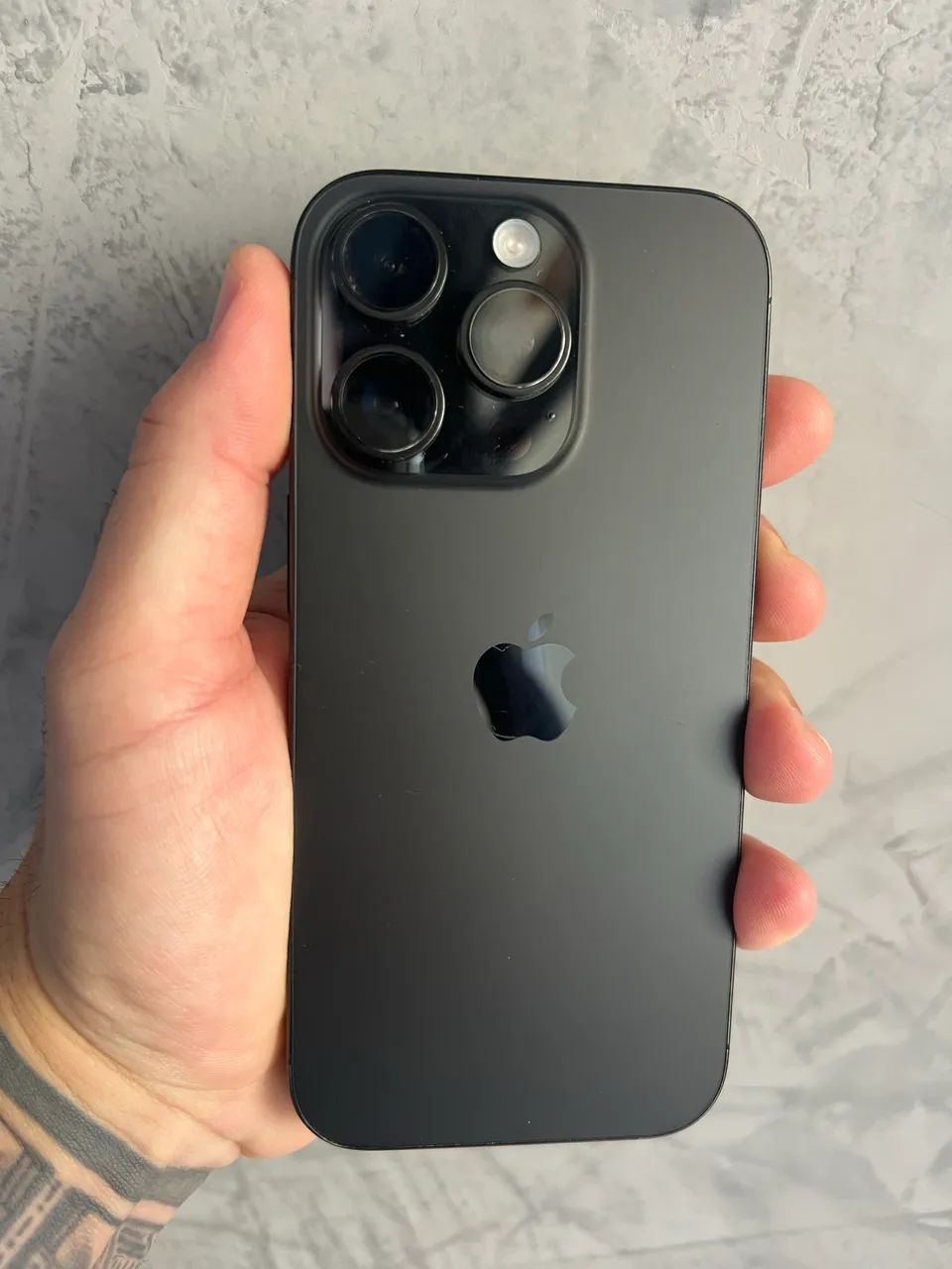 iPhone 16 Pro 128gb Black Titanium - Todo original! Muito lindo