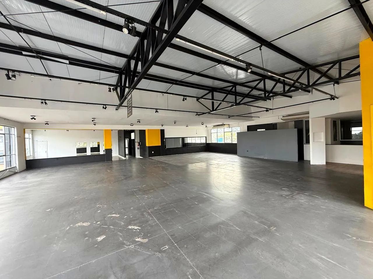 Subre loja Comercial com Aproximadamente 450 m²  Restinga - Foto 5