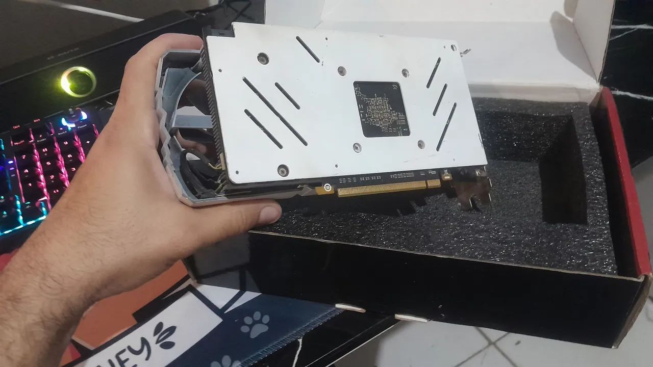 RX 560 XT 8GB DDR5 [ LER DESCRIÇÃO]495472996883507202