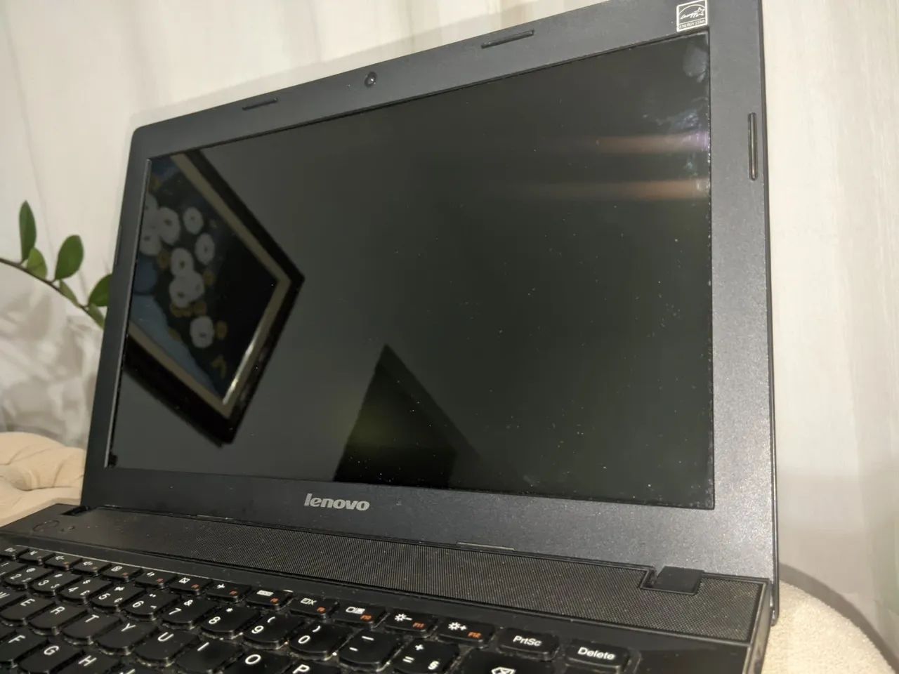 Notebook Lenovo G405 funcionando - ótimo para estudos e uso básico