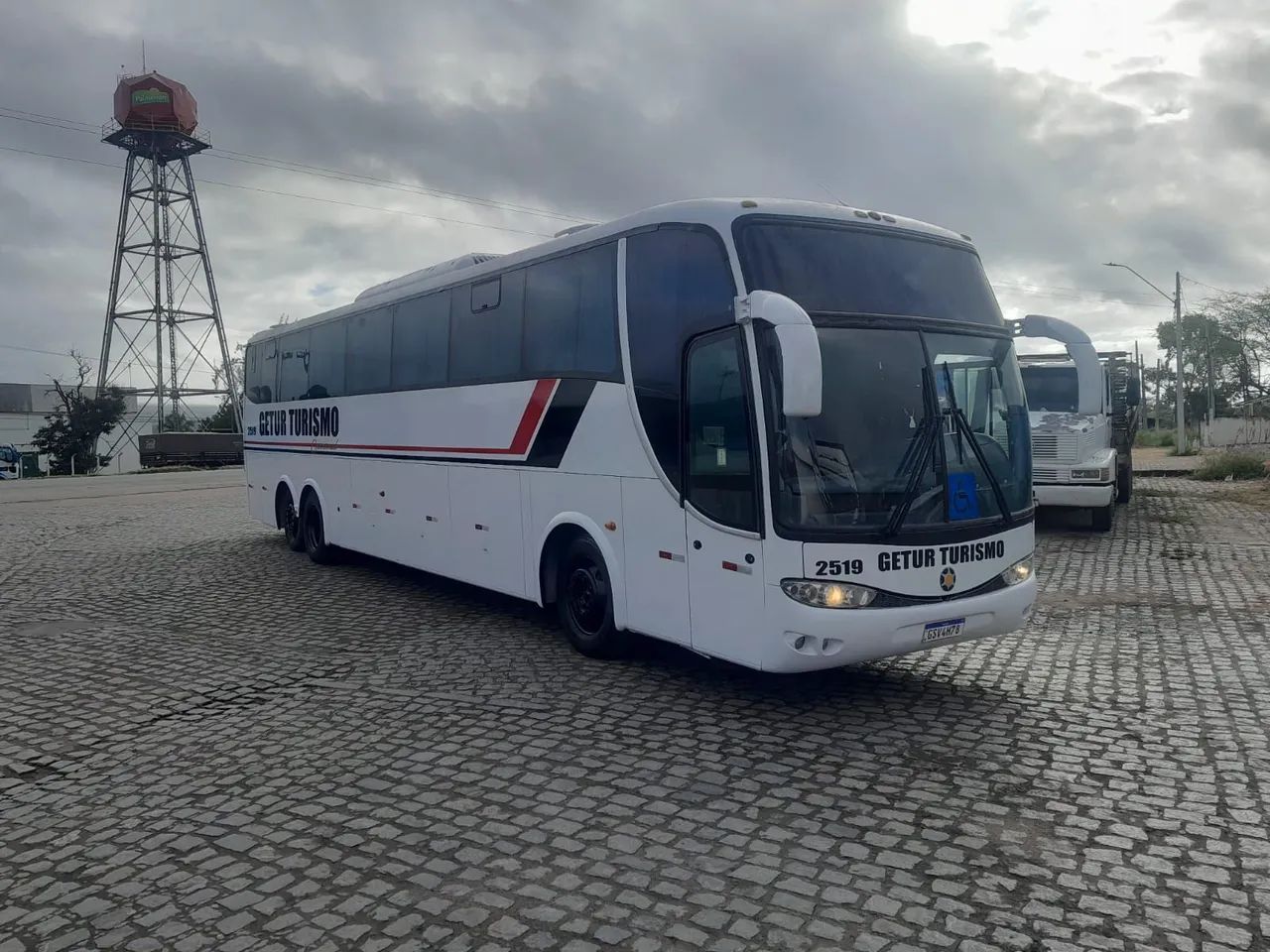 ÔNIBUS RODOVIÁRIO 