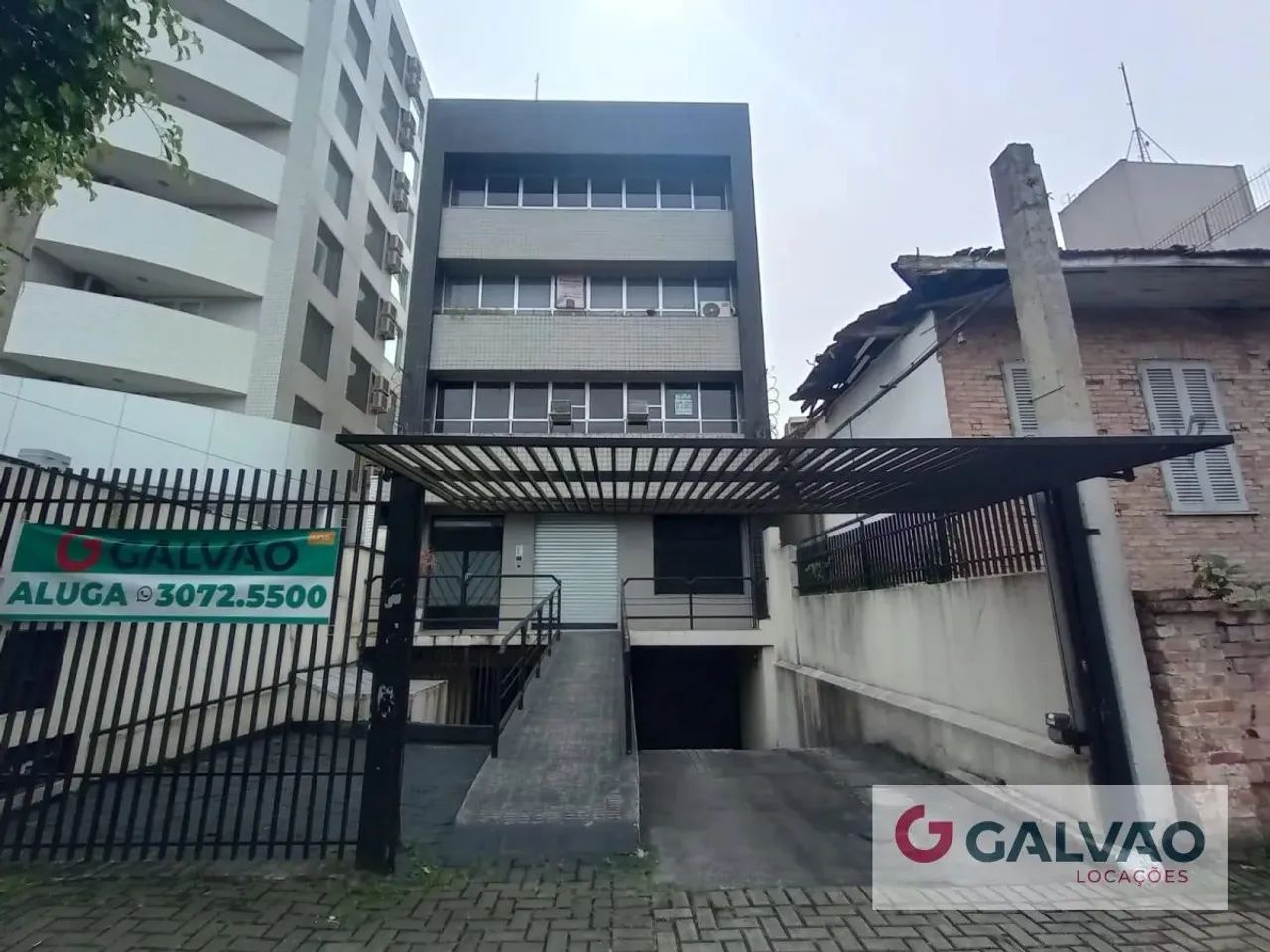 Sala/Conjunto Comercial no Centro Cívico de 82,00 m² - 07690.006-GL