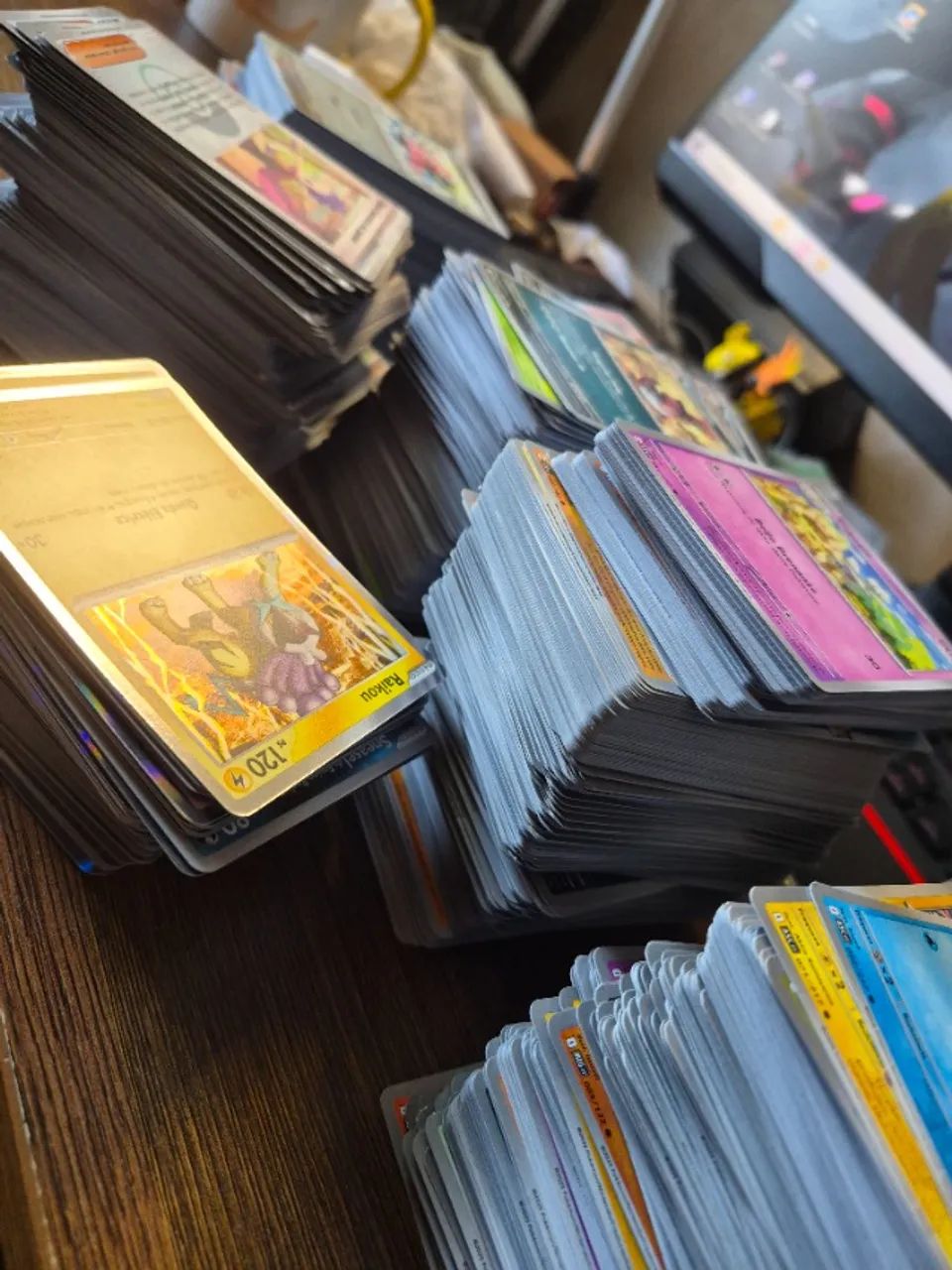 1000 cartas de pokemon tcg - Foto 2