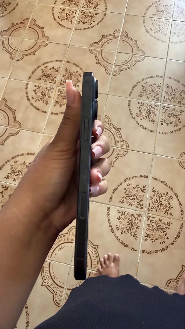 Iphone 16 Pro Max  - Foto 3