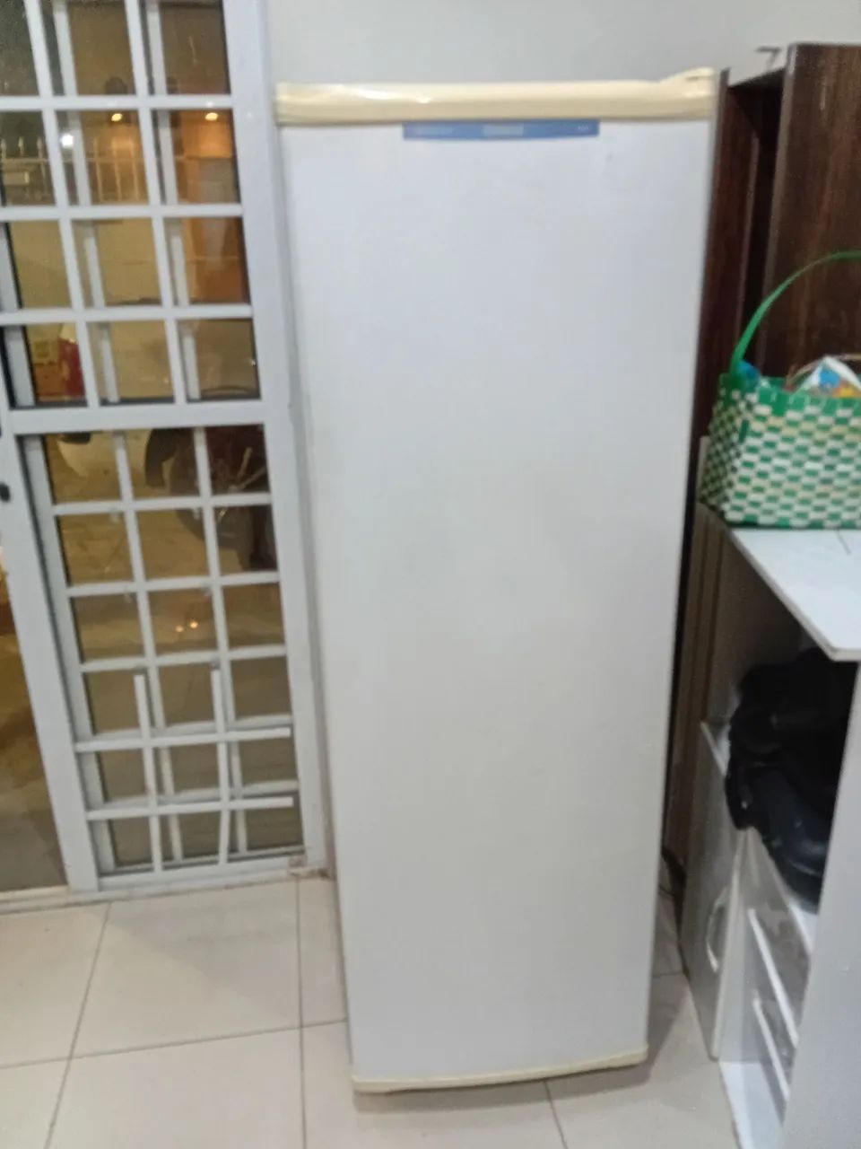 Geladeira cônsul 240L