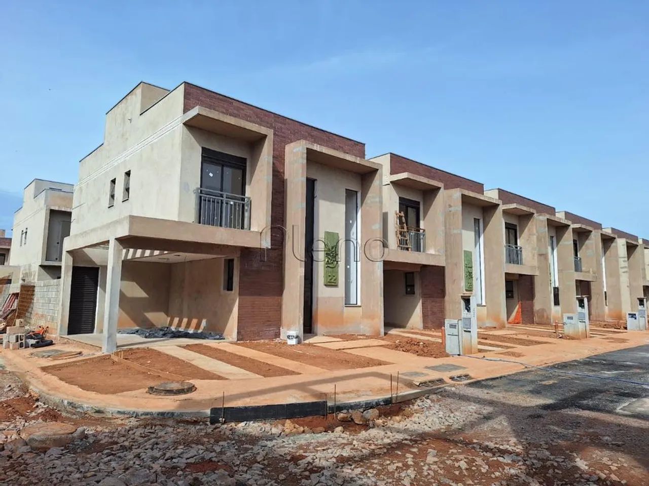 Casa à venda com 3 suítes no Vila Arte 28, Vinhedo.
