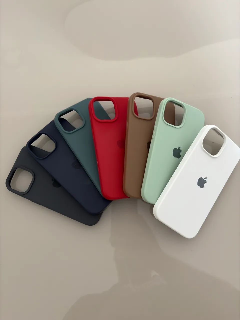 Capinhas IPhone 15 - 7 unidades
