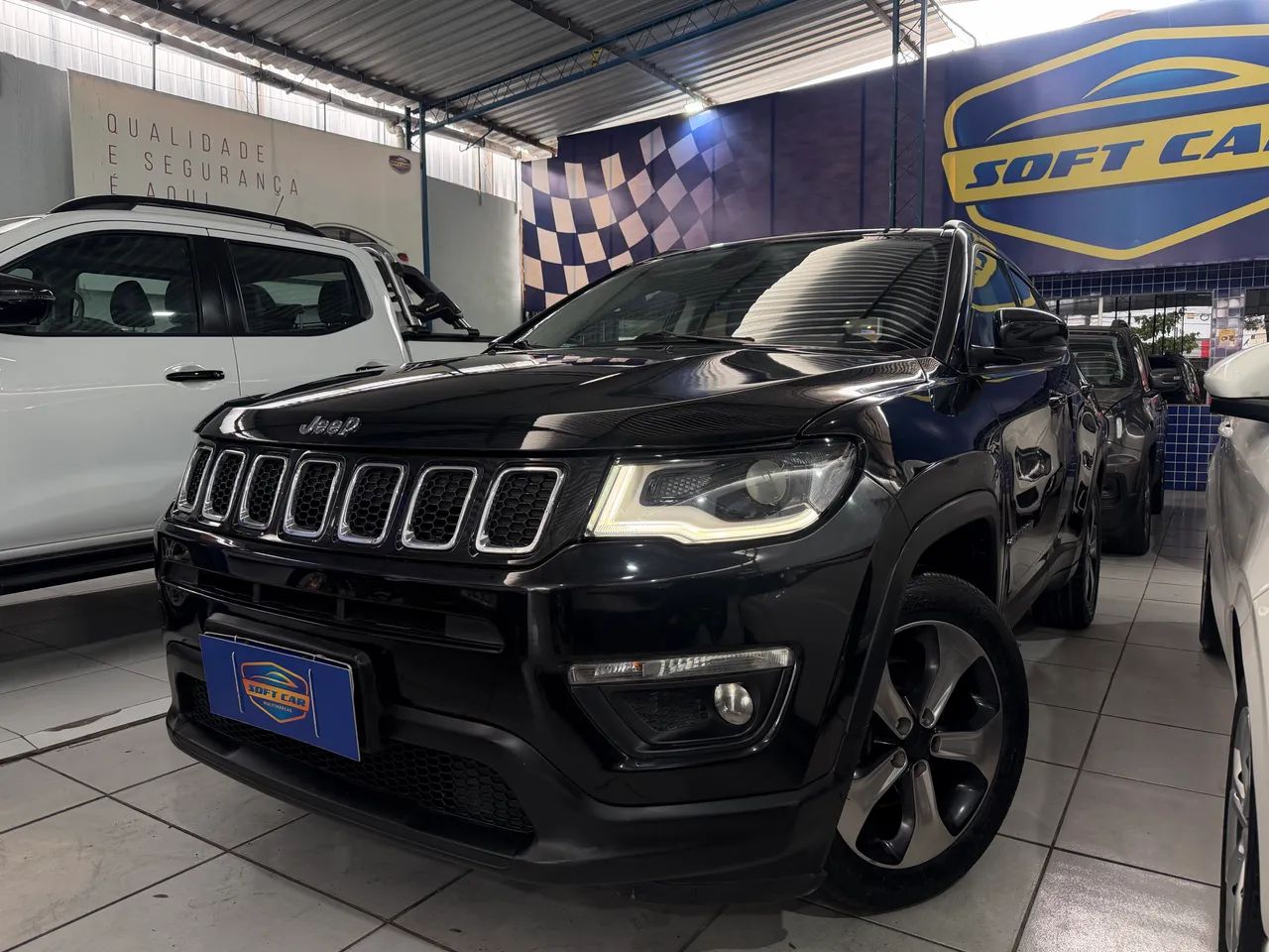 Jeep Compass Longitude 2.0 4X2 Flex 16V Aut. 2017 - Foto 2