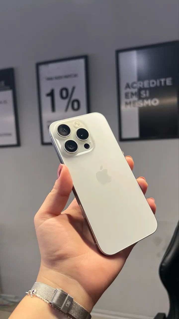 iPhone 15 pro sem detalhes 256GB - Foto 2