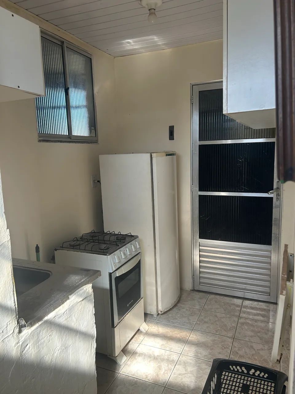 KITNET MOBILIADA NA ORLA DE PITUAÇU  - Foto 4