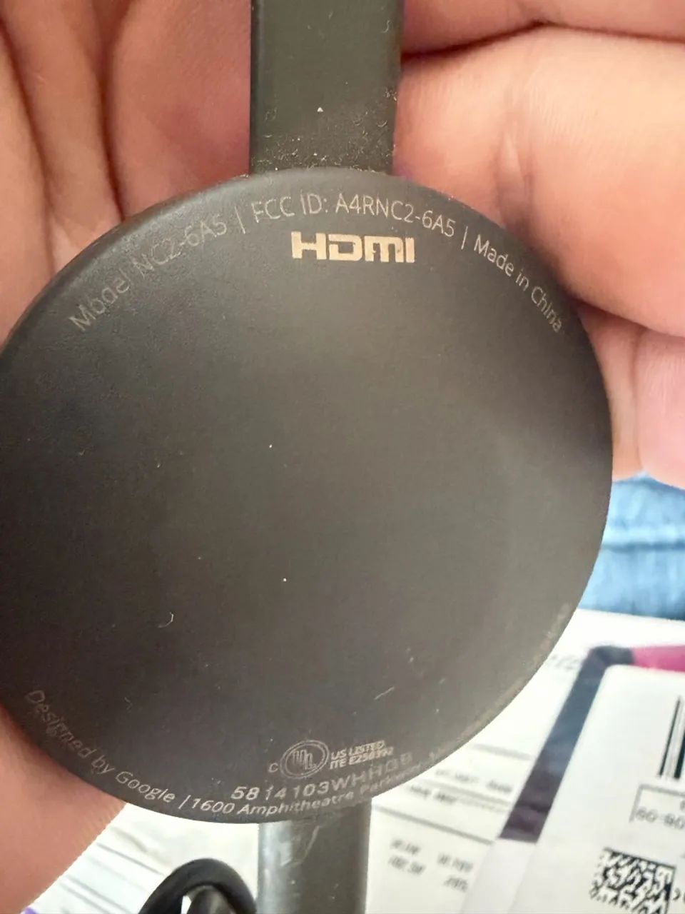 Google Chromecast 2ª Geração (Modelo NC2-6A5) - Streaming Full HD - Foto 2