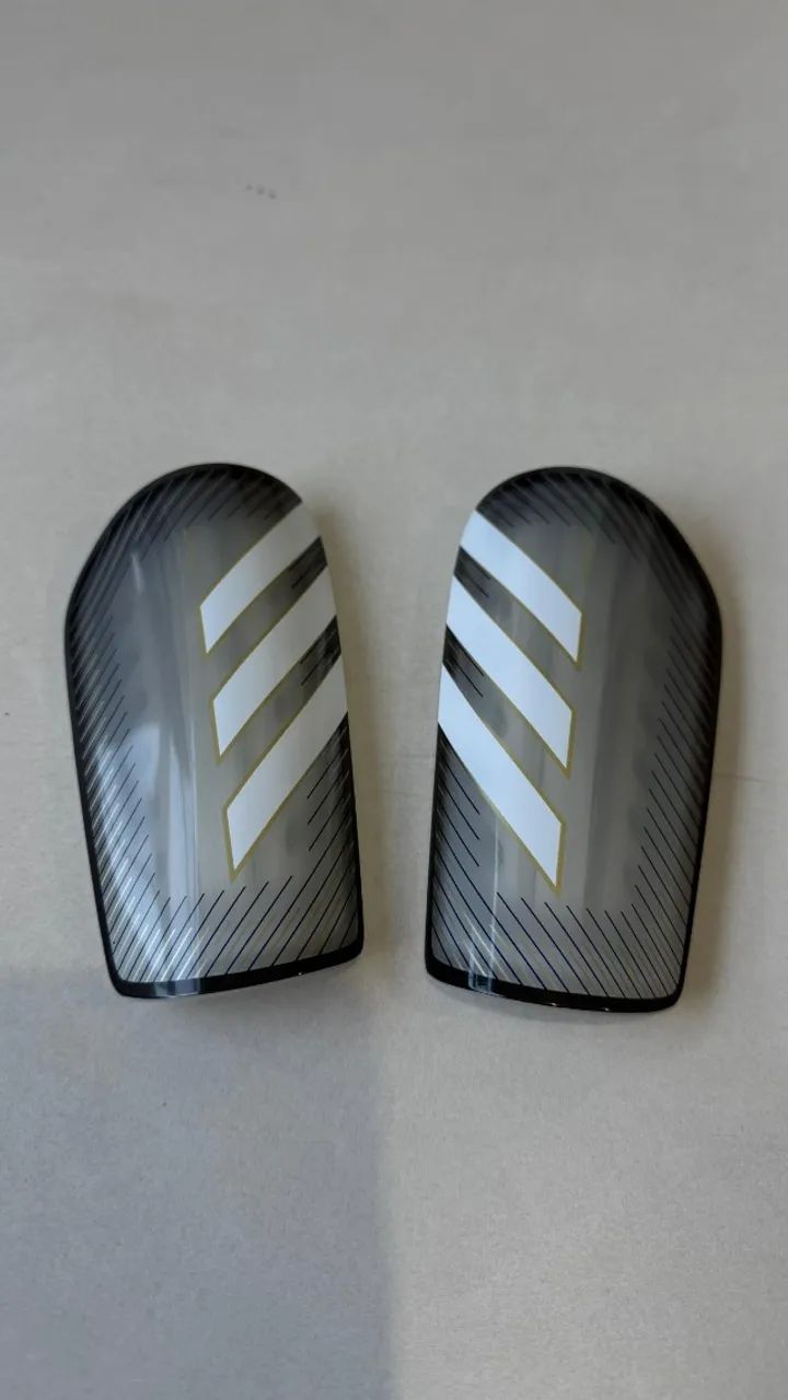 Caneleira ADIDAS - Preta