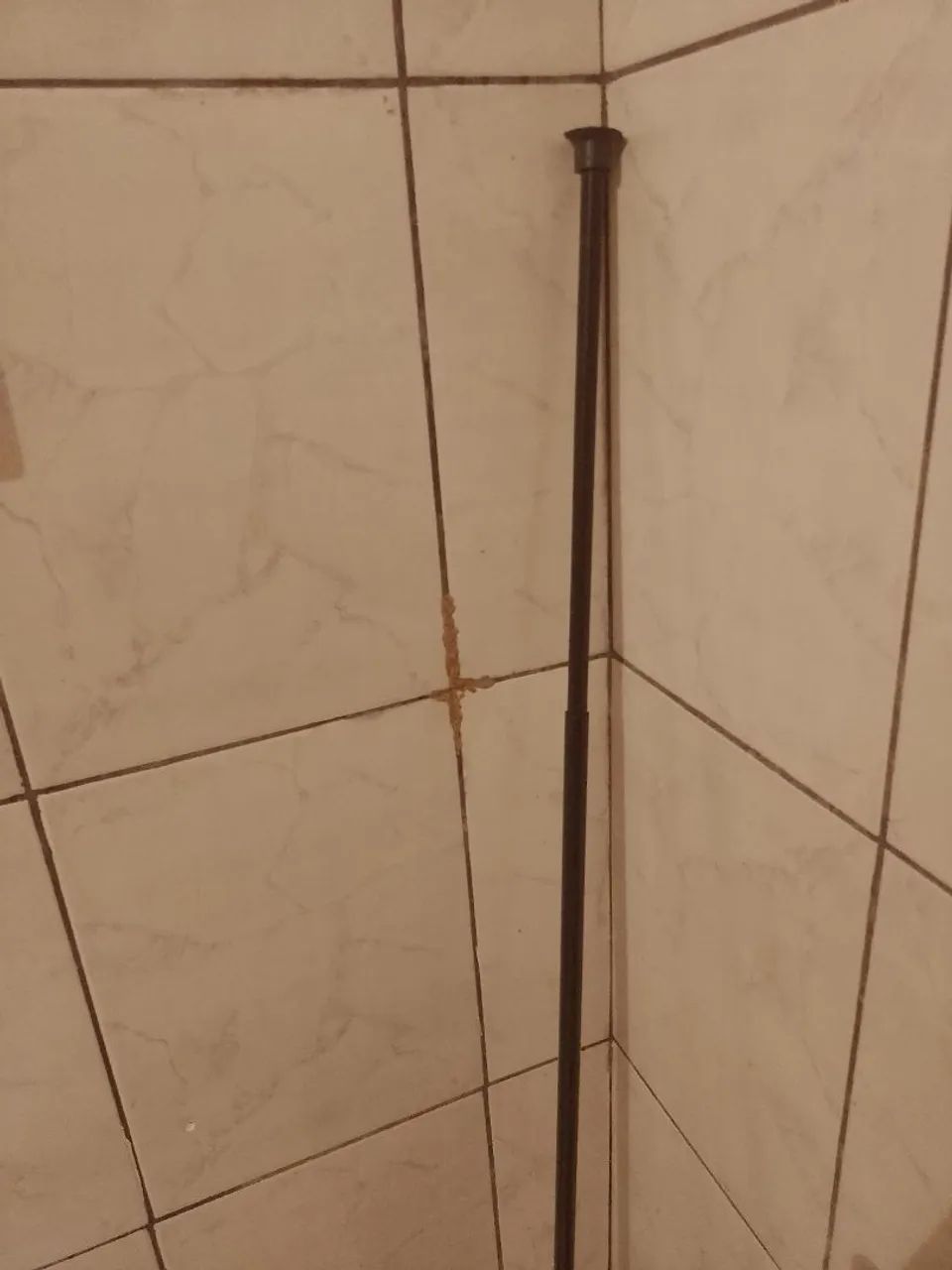 Varão Extensível Preto