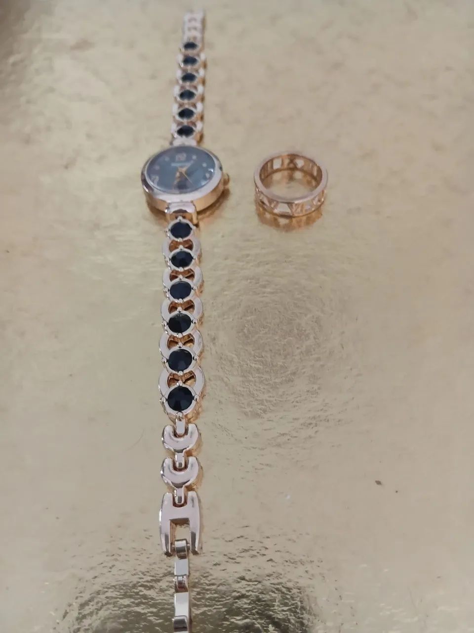 RELÓGIO COM PEDRA DE DIAMANTE MAIS ANEL GRÁTIS  - Foto 4