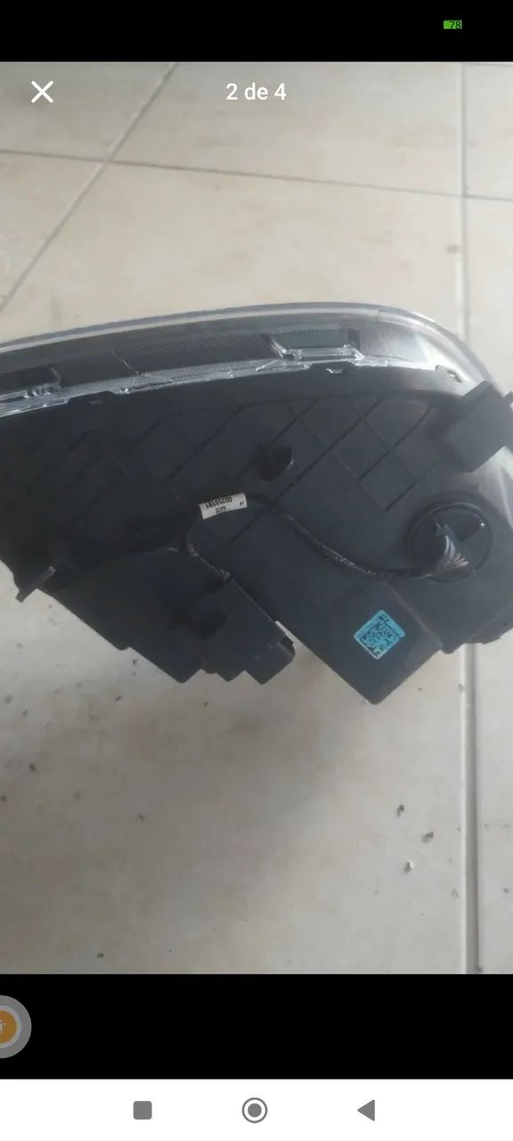 farol Tracker esquerdo 21a24 original  - Foto 3