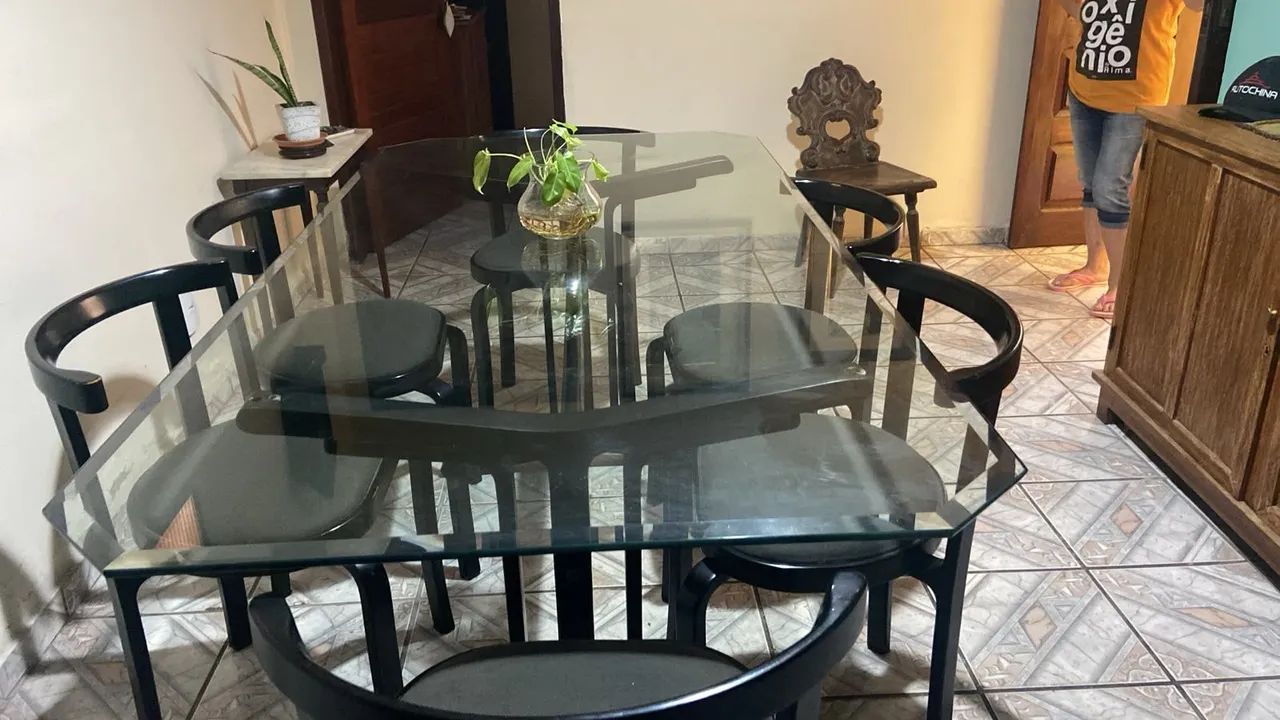 Mesa de jantar com 6 cadeiras tampo de vidro - Foto 2