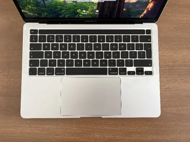 MacBook Pro 13 2020 - Intel i5 | 8GB RAM | 256GB SSD - Notebooks