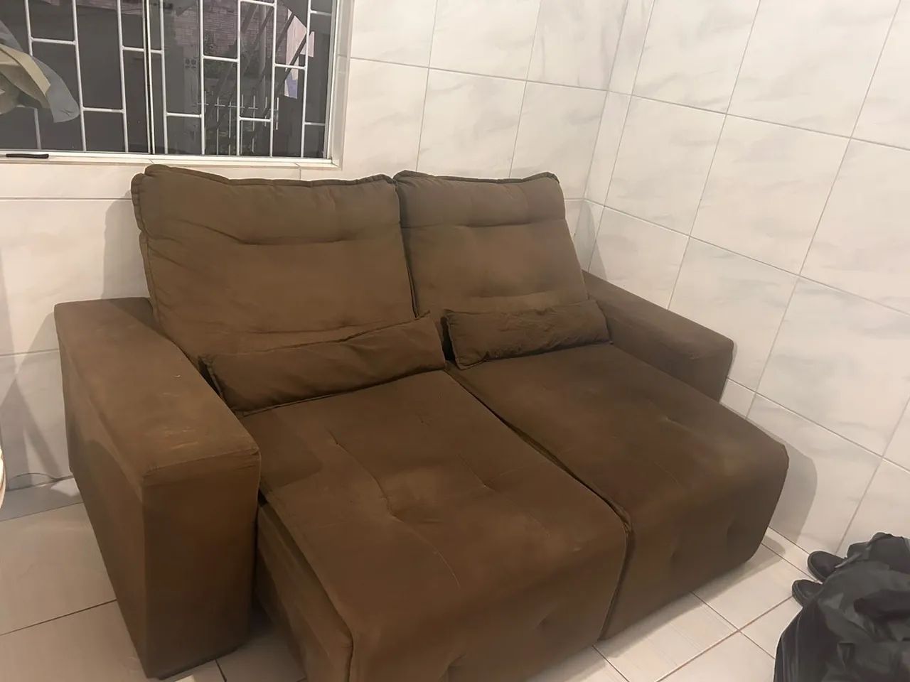 Vendo sofá Retrátil  - Foto 2