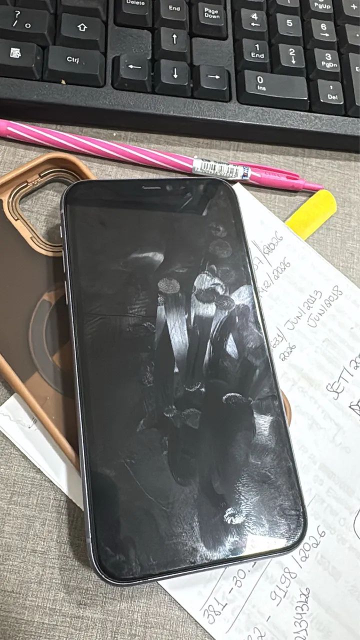 iPhone 11  - Foto 2