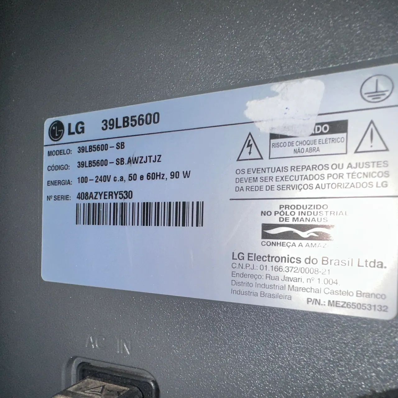 Tv LG 39LB5600 tela quebrada mas funcionando ainda  - Foto 3