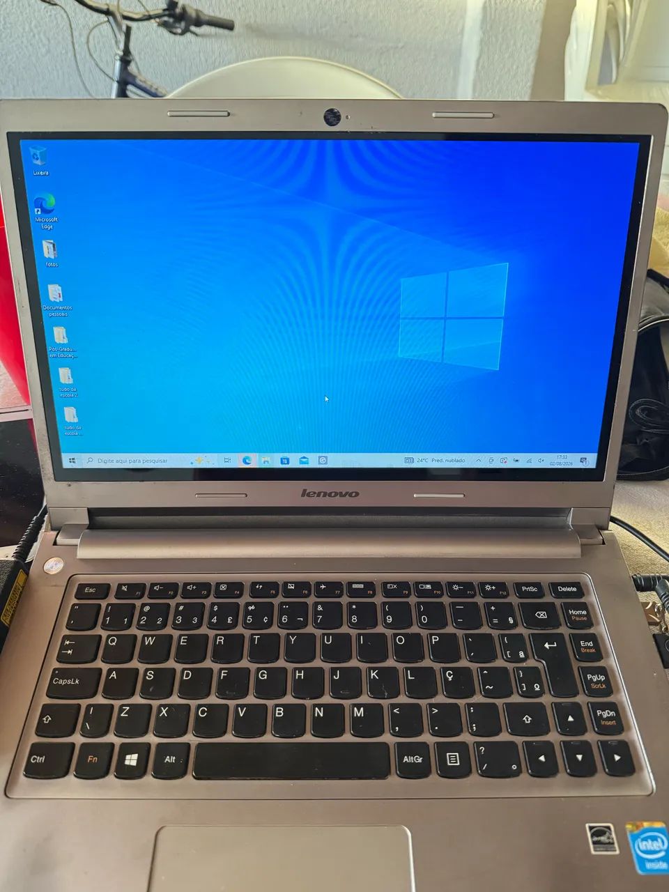 Notebook Lenovo 4Gb ram - 500 gb memória
