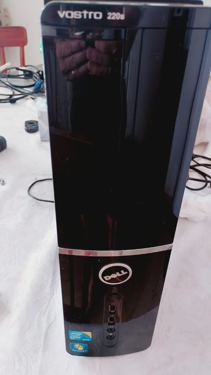 computador DELL Basico.