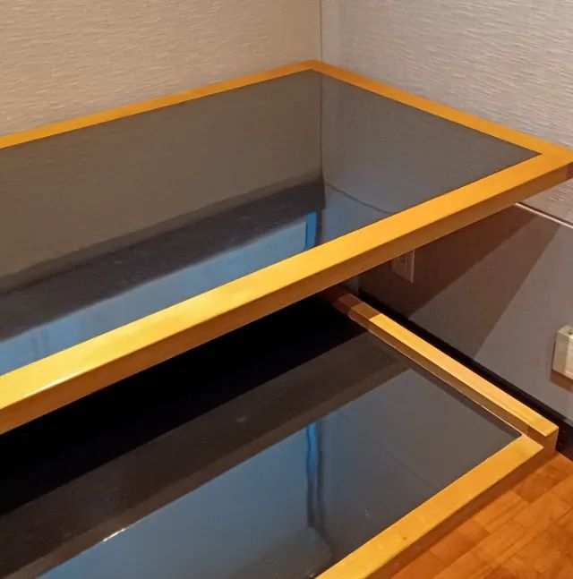 Mesa Laqueada Para Escritório ou Estúdio