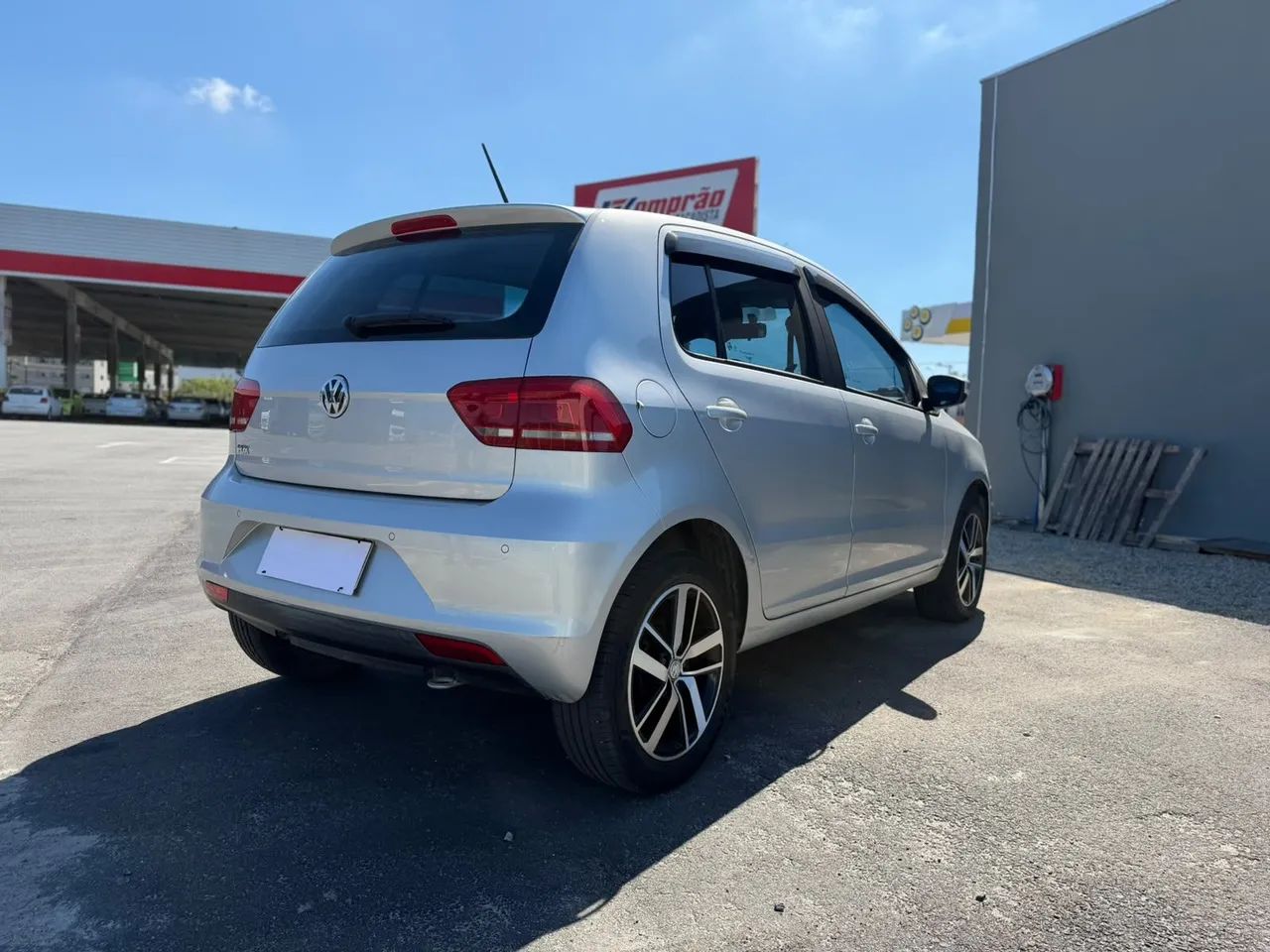 Volkswagen Fox TRENDLINE 1.0 FLEX 12V 5P 2018