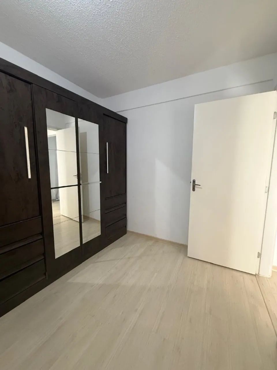 Vendo apartamento mobiliado 