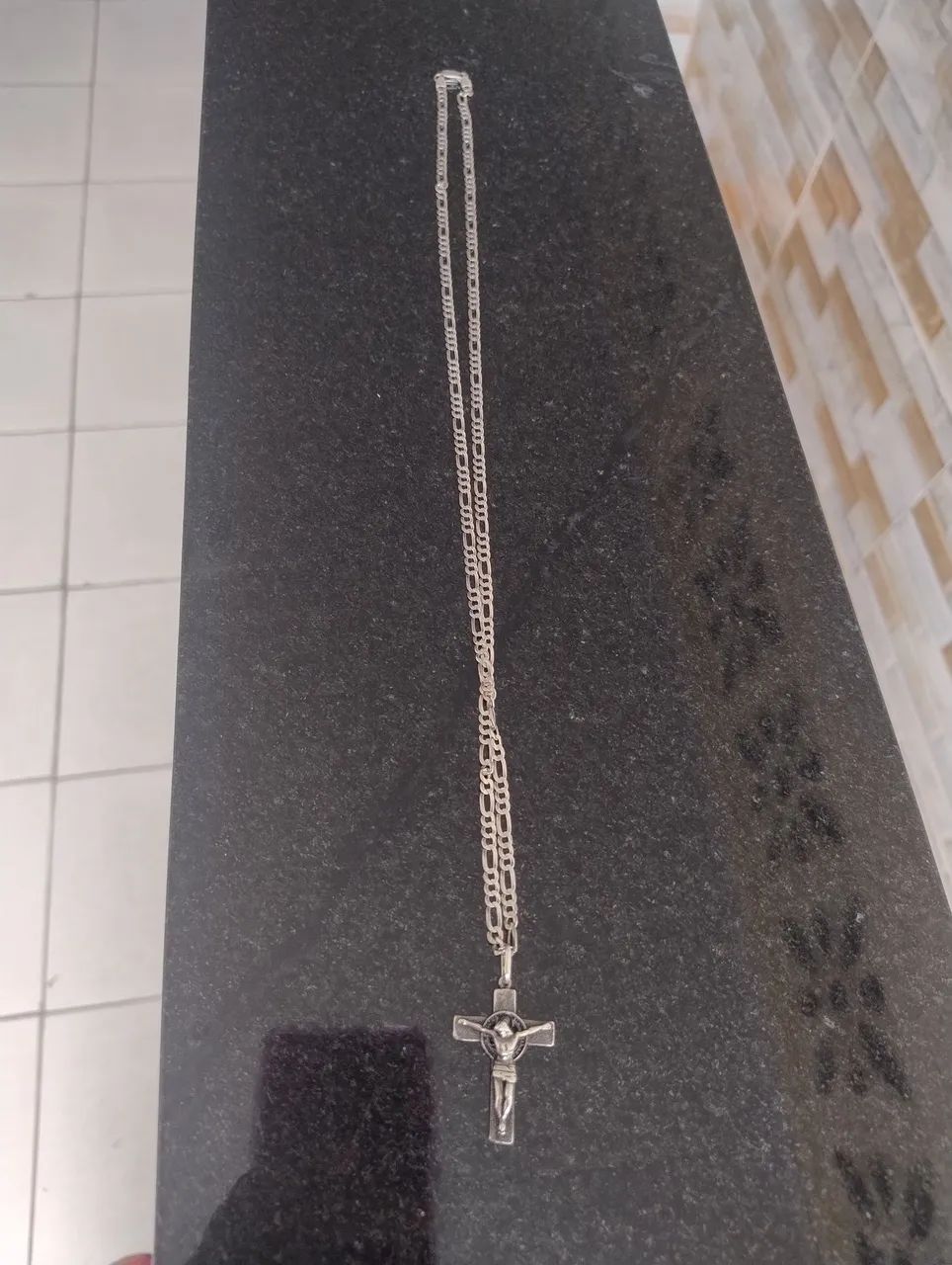 Cordão de prata com pingente crucifixo  - Foto 3