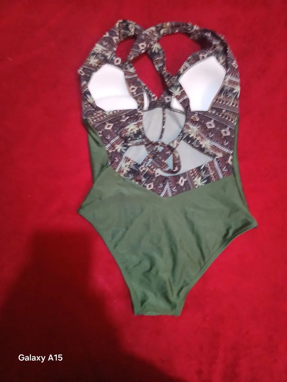 Roupas e vestidos  - Foto 3