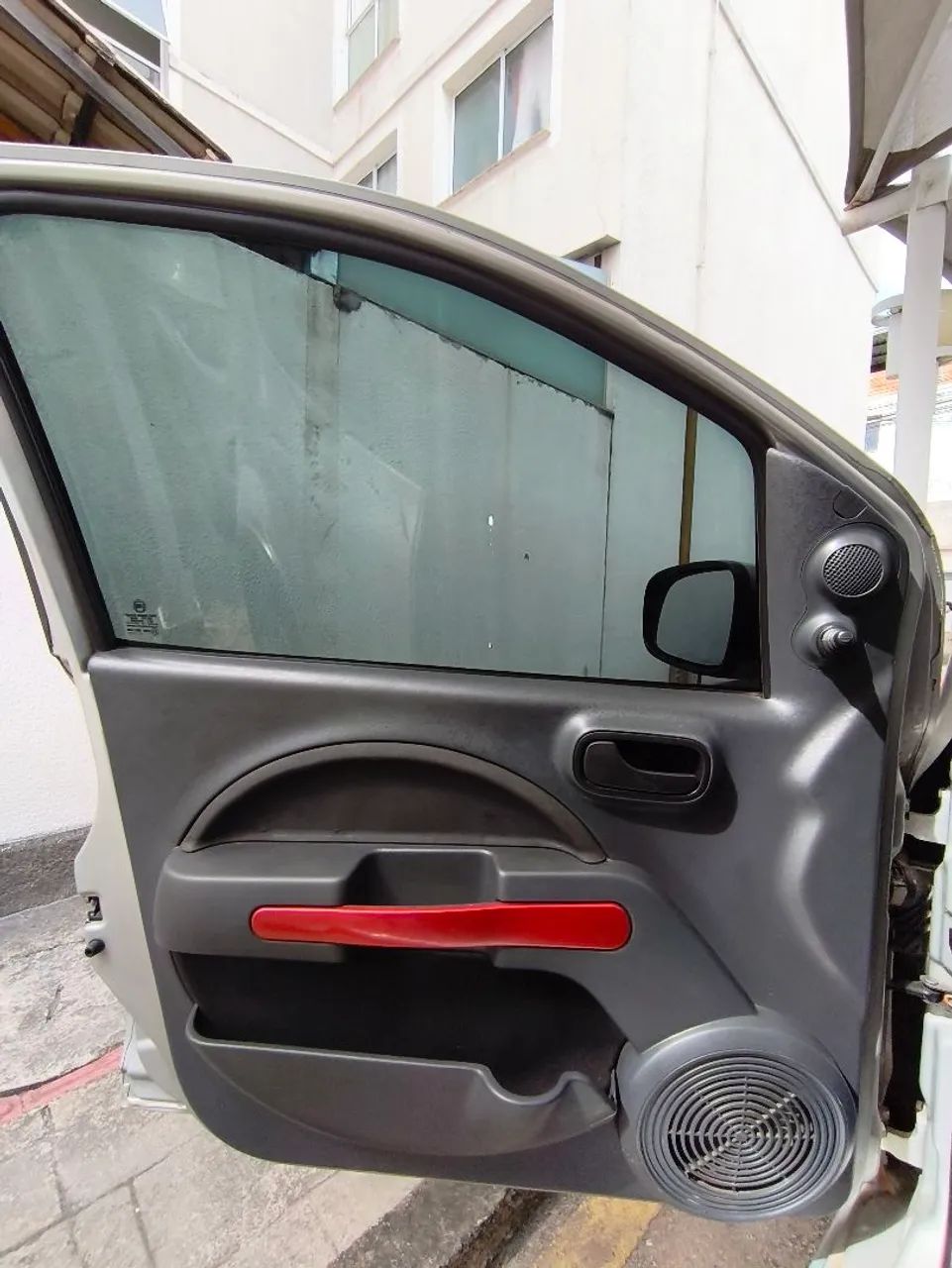 Fiat Uno Sporting 1.4 EVO Fire Flex 8V 4P 2012 - Foto 4
