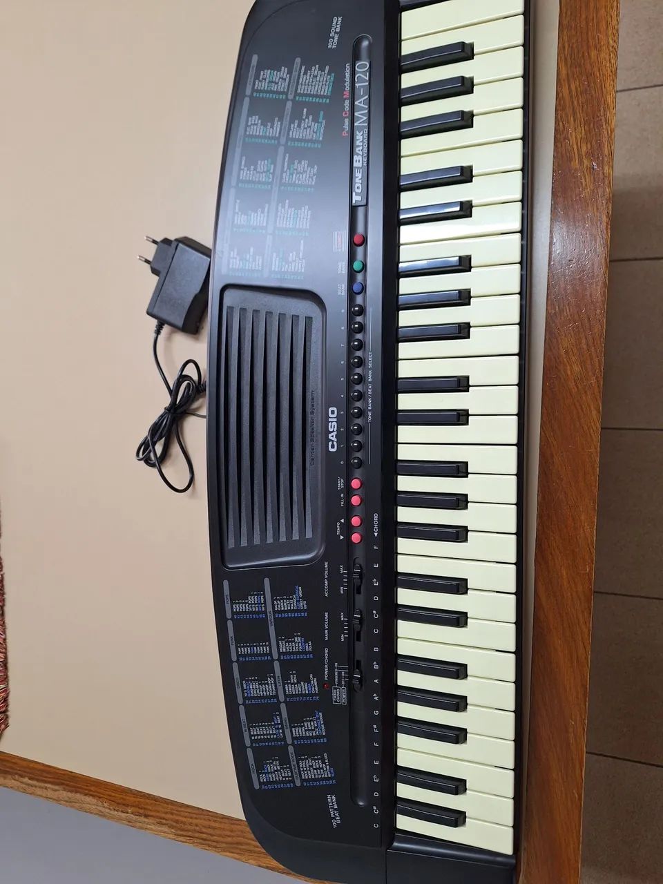 Teclado CASIO toneBank MA 120