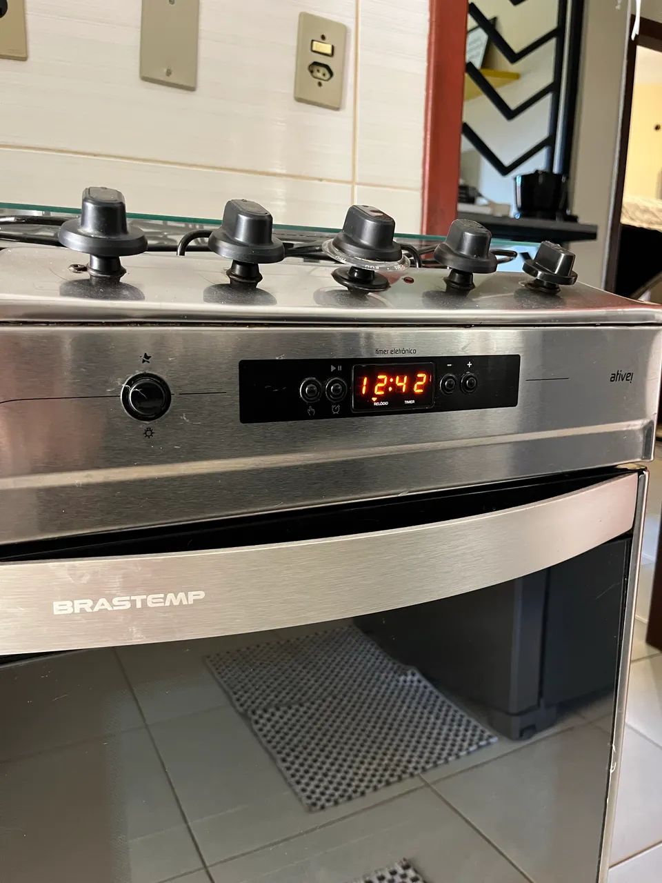 Fogão Brastemp 4 Bocas com Relógio e Timer Eletrônico  - Foto 5