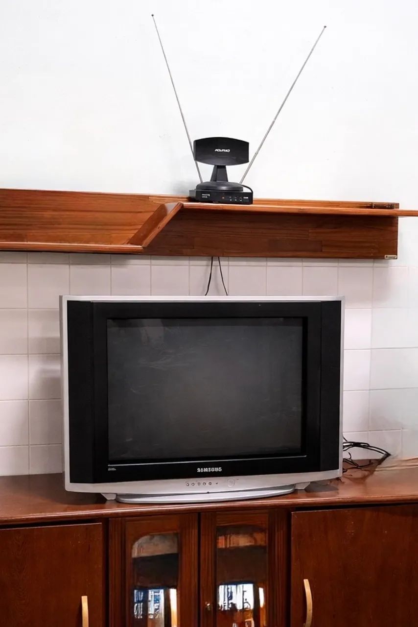 TV Samsung de Tubo - Modelo Retrô - Foto 2