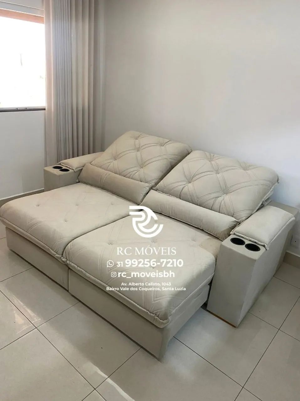 Sofá Retrátil Reclinável Cuiabá com Porta Copos D33 Molas Ensacadas - Foto 2