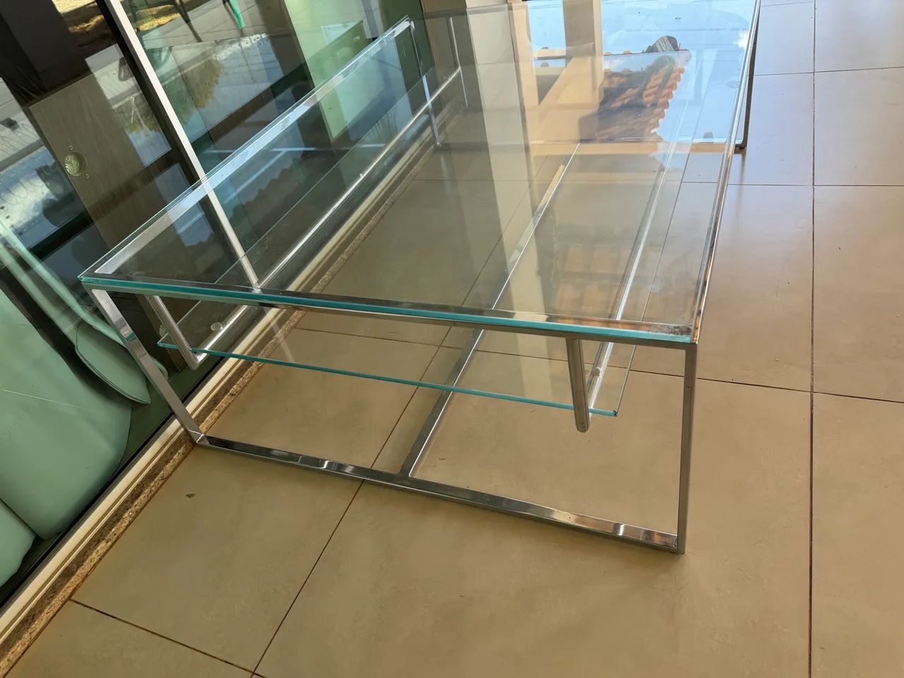 Mesa estrutura em alumínio com tampos de vidro - Foto 3